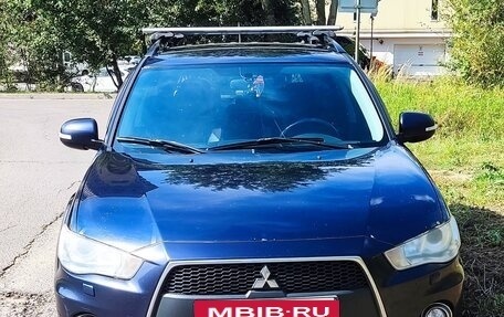 Mitsubishi Outlander III рестайлинг 3, 2011 год, 920 000 рублей, 7 фотография