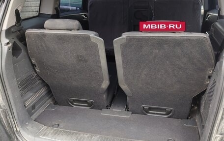 Opel Zafira B, 2008 год, 600 000 рублей, 13 фотография