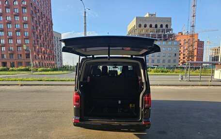 Volkswagen Multivan T6 рестайлинг, 2021 год, 4 900 000 рублей, 12 фотография