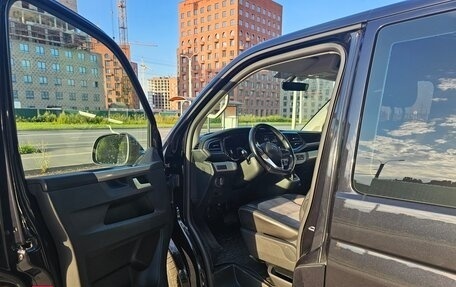 Volkswagen Multivan T6 рестайлинг, 2021 год, 4 900 000 рублей, 9 фотография