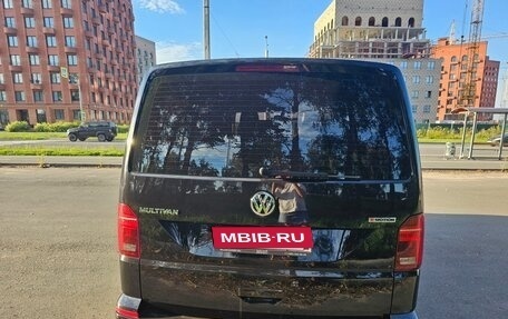 Volkswagen Multivan T6 рестайлинг, 2021 год, 4 900 000 рублей, 4 фотография