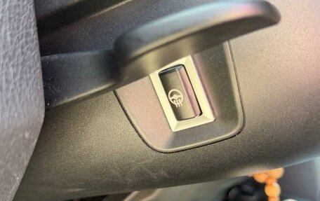 BMW 3 серия, 2017 год, 2 090 000 рублей, 10 фотография