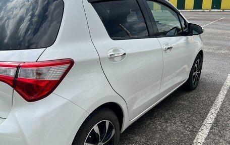 Toyota Vitz, 2017 год, 890 000 рублей, 5 фотография