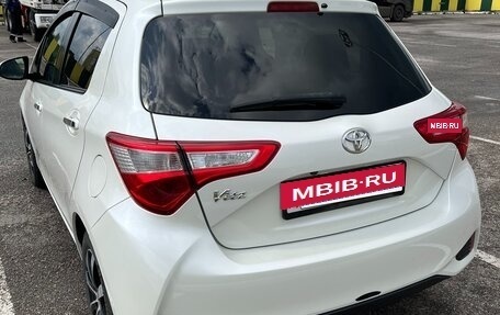 Toyota Vitz, 2017 год, 890 000 рублей, 7 фотография
