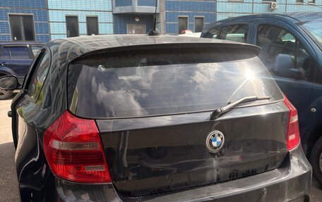 BMW 1 серия, 2011 год, 800 000 рублей, 6 фотография