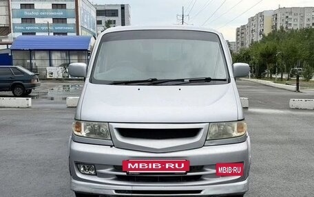 Mazda Bongo Friendee i рестайлинг, 2000 год, 560 000 рублей, 14 фотография