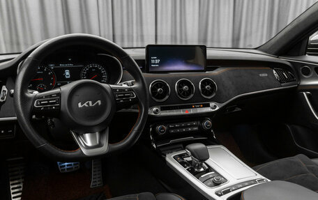 KIA Stinger I, 2022 год, 3 750 000 рублей, 7 фотография