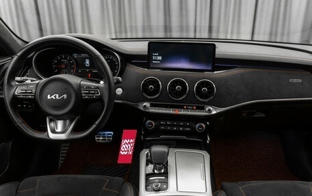 KIA Stinger I, 2022 год, 3 750 000 рублей, 8 фотография