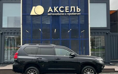 Toyota Land Cruiser Prado 150 рестайлинг 2, 2019 год, 5 449 000 рублей, 4 фотография