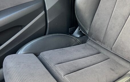 Audi A4, 2016 год, 2 300 000 рублей, 38 фотография