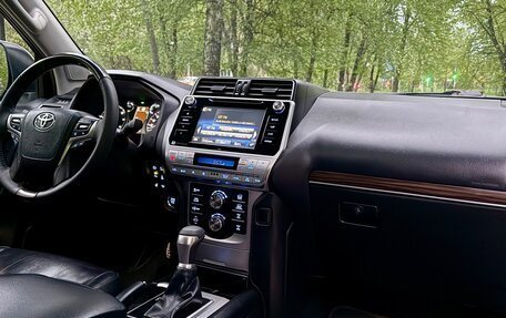 Toyota Land Cruiser Prado 150 рестайлинг 2, 2018 год, 4 490 000 рублей, 7 фотография