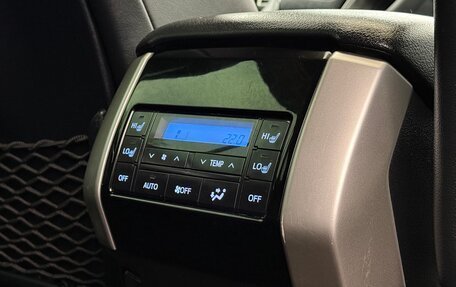 Toyota Land Cruiser Prado 150 рестайлинг 2, 2018 год, 4 490 000 рублей, 13 фотография