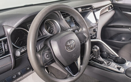 Toyota Camry, 2020 год, 2 499 000 рублей, 13 фотография