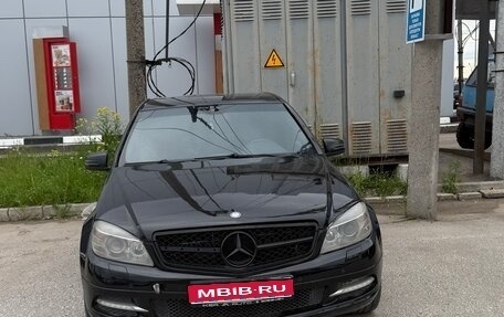 Mercedes-Benz C-Класс, 2010 год, 580 000 рублей, 1 фотография