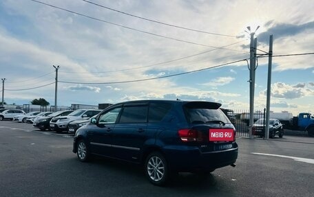 Toyota Ipsum II, 2002 год, 809 000 рублей, 3 фотография