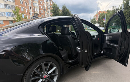 Jaguar XF II, 2015 год, 1 900 000 рублей, 12 фотография