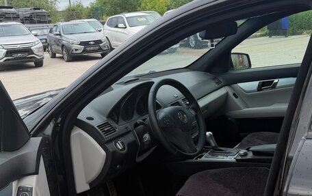 Mercedes-Benz C-Класс, 2010 год, 580 000 рублей, 5 фотография