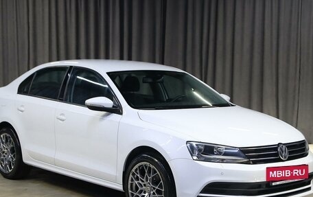 Volkswagen Jetta VI, 2016 год, 999 000 рублей, 3 фотография