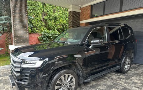 Toyota Land Cruiser, 2021 год, 12 000 000 рублей, 2 фотография
