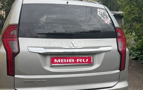 Mitsubishi Pajero Sport III рестайлинг, 2021 год, 2 500 000 рублей, 1 фотография