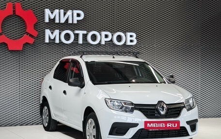 Renault Logan II, 2019 год, 955 000 рублей, 3 фотография