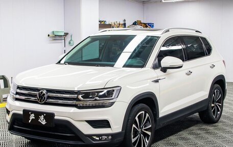 Volkswagen Tharu, 2023 год, 1 380 000 рублей, 2 фотография