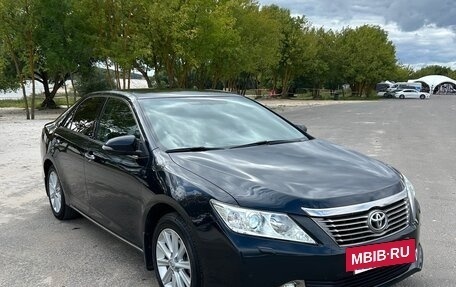 Toyota Camry, 2013 год, 2 100 000 рублей, 5 фотография