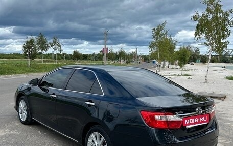 Toyota Camry, 2013 год, 2 100 000 рублей, 3 фотография