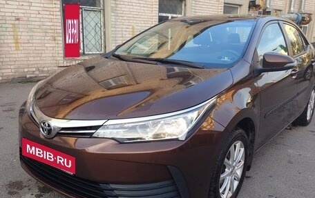 Toyota Corolla, 2018 год, 1 950 000 рублей, 4 фотография