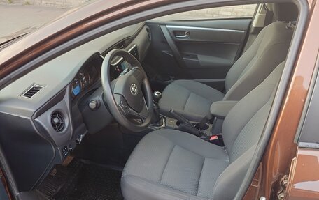 Toyota Corolla, 2018 год, 1 950 000 рублей, 15 фотография