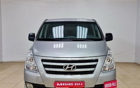 Hyundai H-1 II рестайлинг, 2016 год, 2 650 000 рублей, 5 фотография