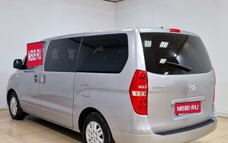 Hyundai H-1 II рестайлинг, 2016 год, 2 650 000 рублей, 9 фотография
