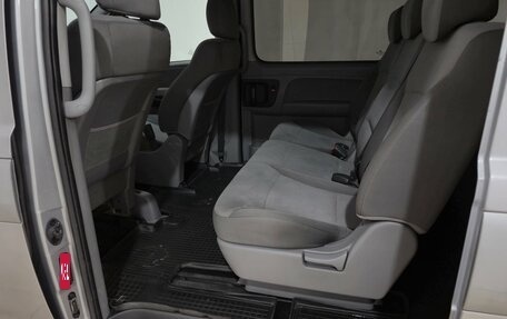 Hyundai H-1 II рестайлинг, 2016 год, 2 650 000 рублей, 17 фотография