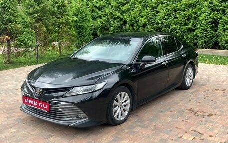 Toyota Camry, 2020 год, 2 400 000 рублей, 5 фотография