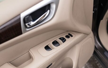 Nissan Pathfinder, 2015 год, 1 780 000 рублей, 17 фотография