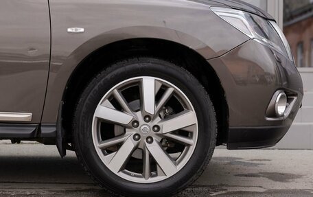 Nissan Pathfinder, 2015 год, 1 780 000 рублей, 9 фотография