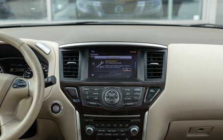 Nissan Pathfinder, 2015 год, 1 780 000 рублей, 14 фотография