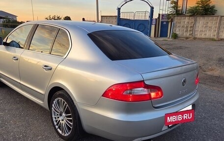 Skoda Superb III рестайлинг, 2012 год, 1 050 000 рублей, 6 фотография