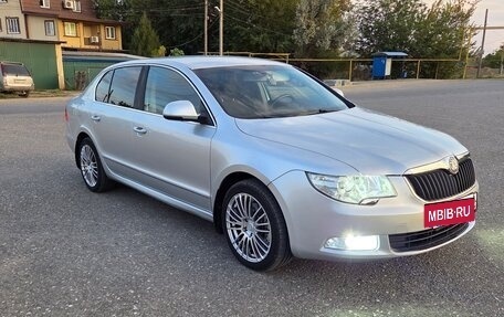 Skoda Superb III рестайлинг, 2012 год, 1 050 000 рублей, 4 фотография