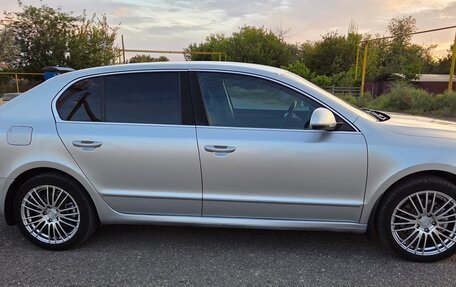 Skoda Superb III рестайлинг, 2012 год, 1 050 000 рублей, 8 фотография