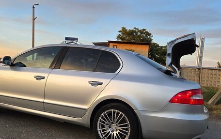 Skoda Superb III рестайлинг, 2012 год, 1 050 000 рублей, 10 фотография