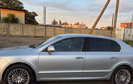 Skoda Superb III рестайлинг, 2012 год, 1 050 000 рублей, 11 фотография