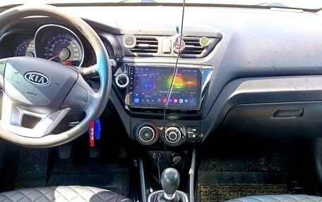 KIA Rio III рестайлинг, 2012 год, 680 000 рублей, 17 фотография