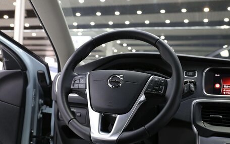 Volvo V40 II рестайлинг, 2019 год, 1 180 000 рублей, 7 фотография