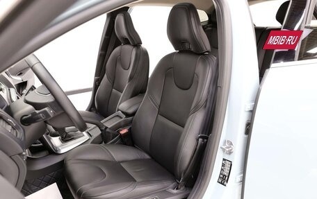 Volvo V40 II рестайлинг, 2019 год, 1 180 000 рублей, 5 фотография