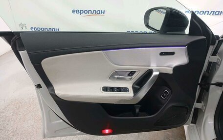 Mercedes-Benz CLA, 2020 год, 2 735 400 рублей, 9 фотография
