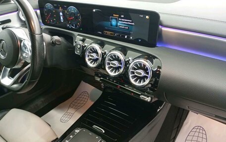 Mercedes-Benz CLA, 2020 год, 2 735 400 рублей, 13 фотография