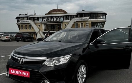Toyota Camry, 2016 год, 2 250 000 рублей, 6 фотография