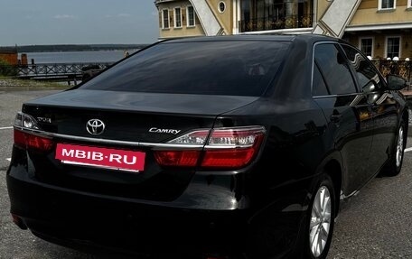 Toyota Camry, 2016 год, 2 250 000 рублей, 8 фотография