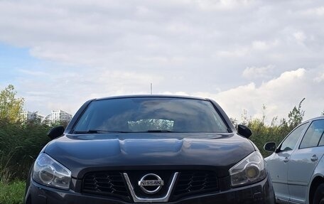 Nissan Qashqai, 2011 год, 900 000 рублей, 2 фотография